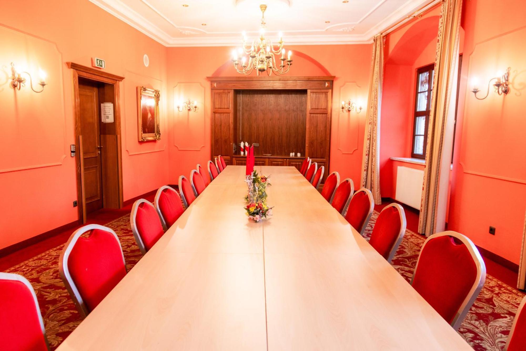Hotel Schloss Schkopau Екстериор снимка