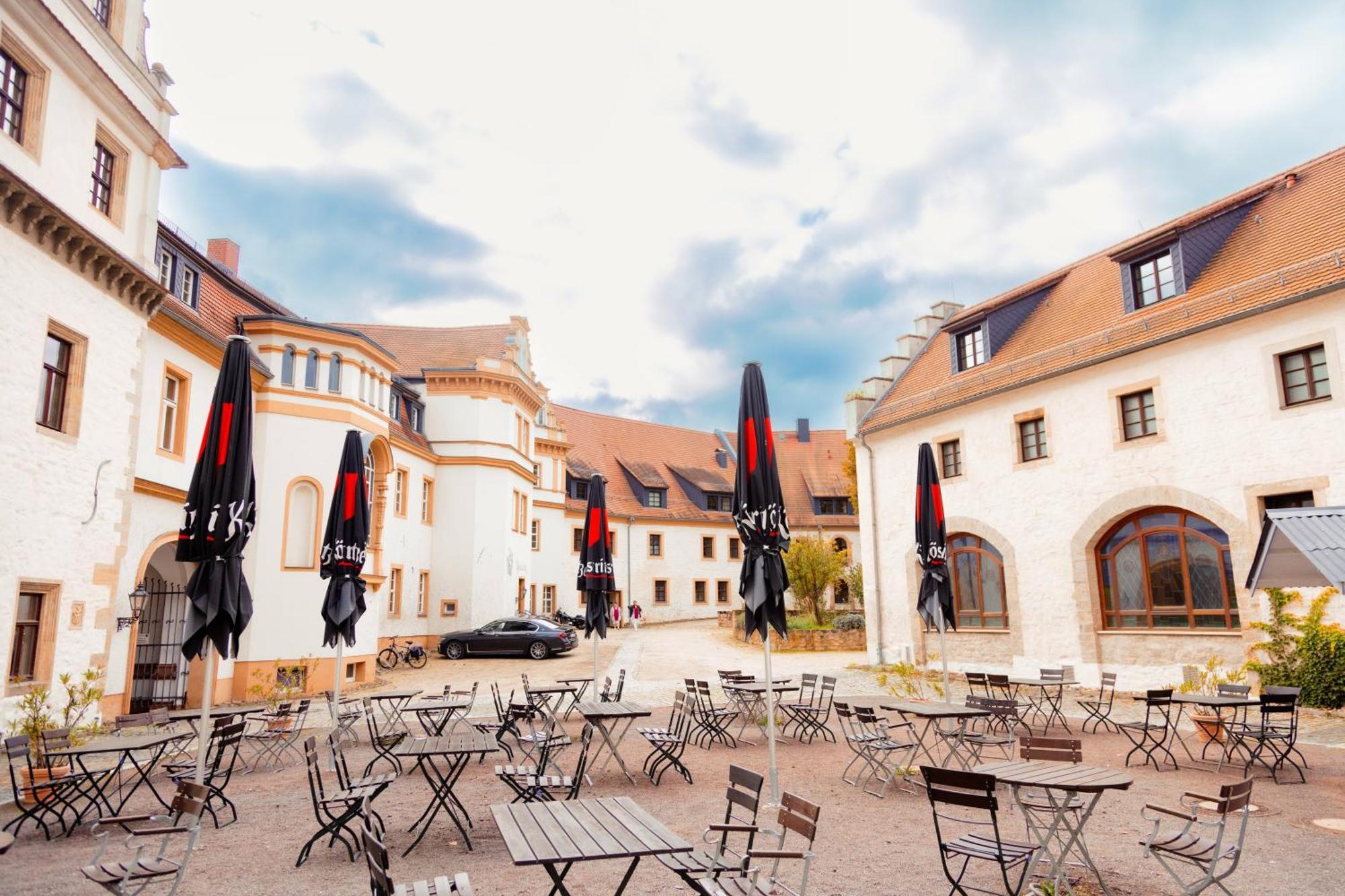Hotel Schloss Schkopau Екстериор снимка
