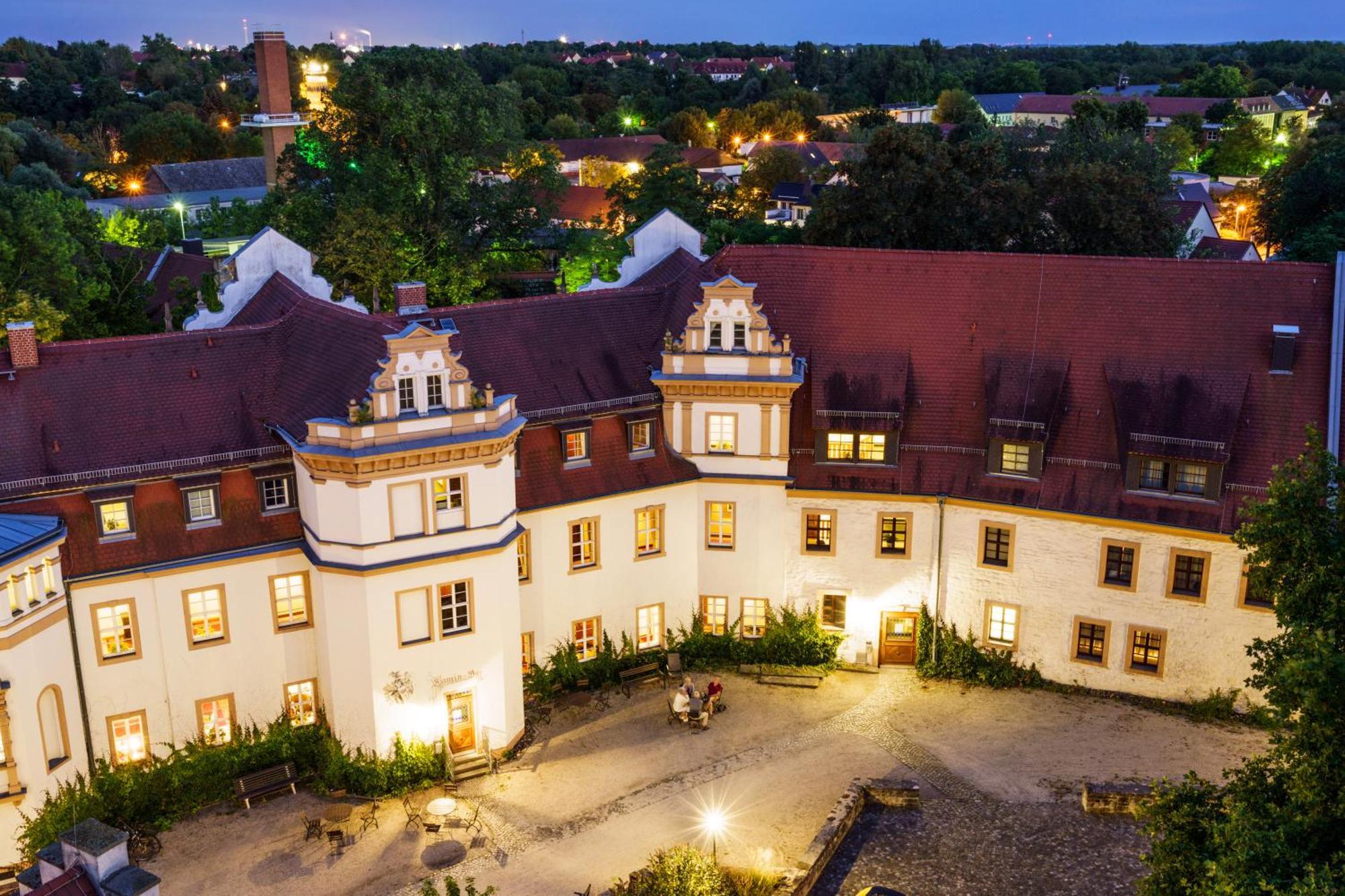 Hotel Schloss Schkopau Екстериор снимка