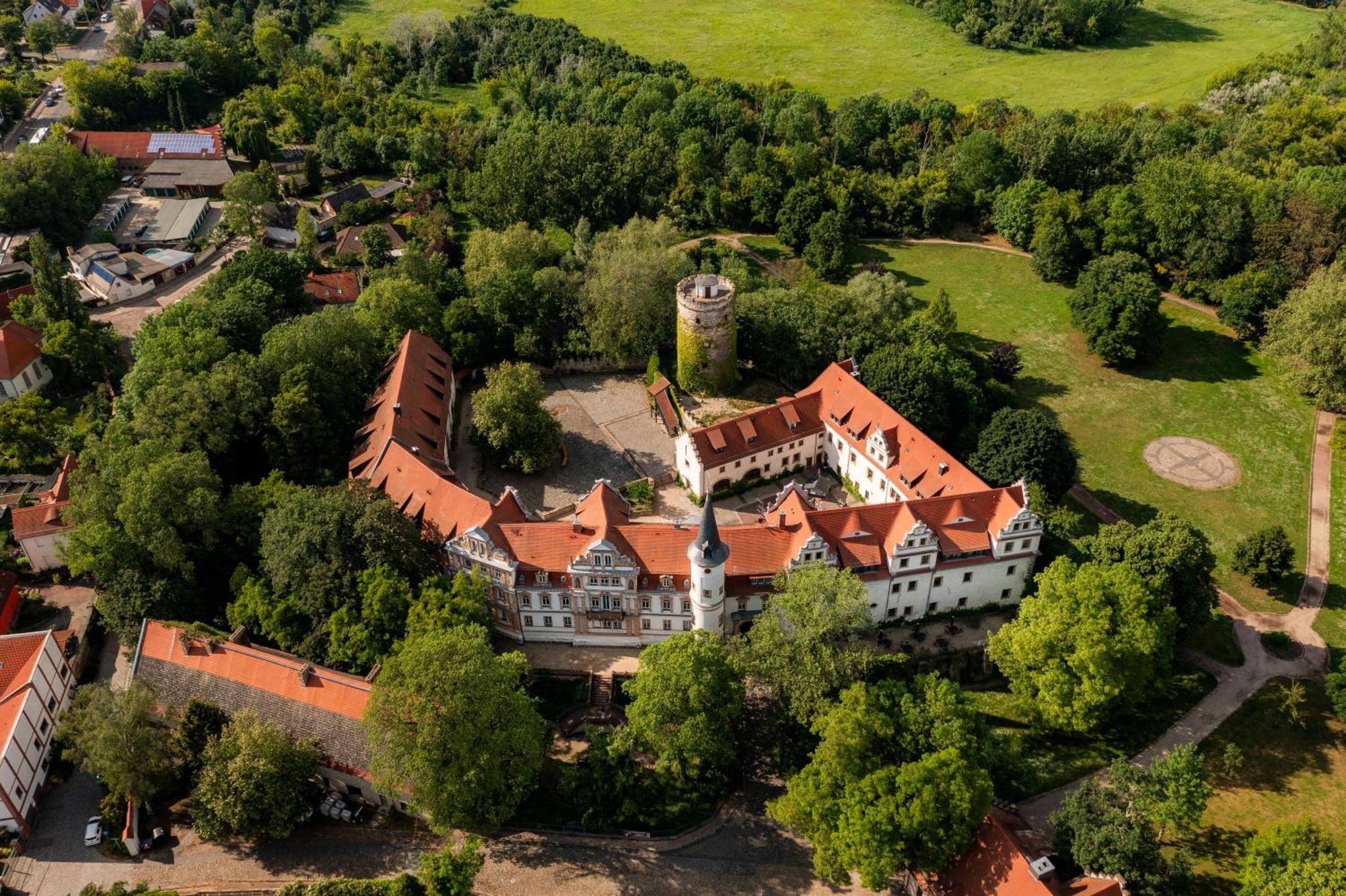 Hotel Schloss Schkopau Екстериор снимка