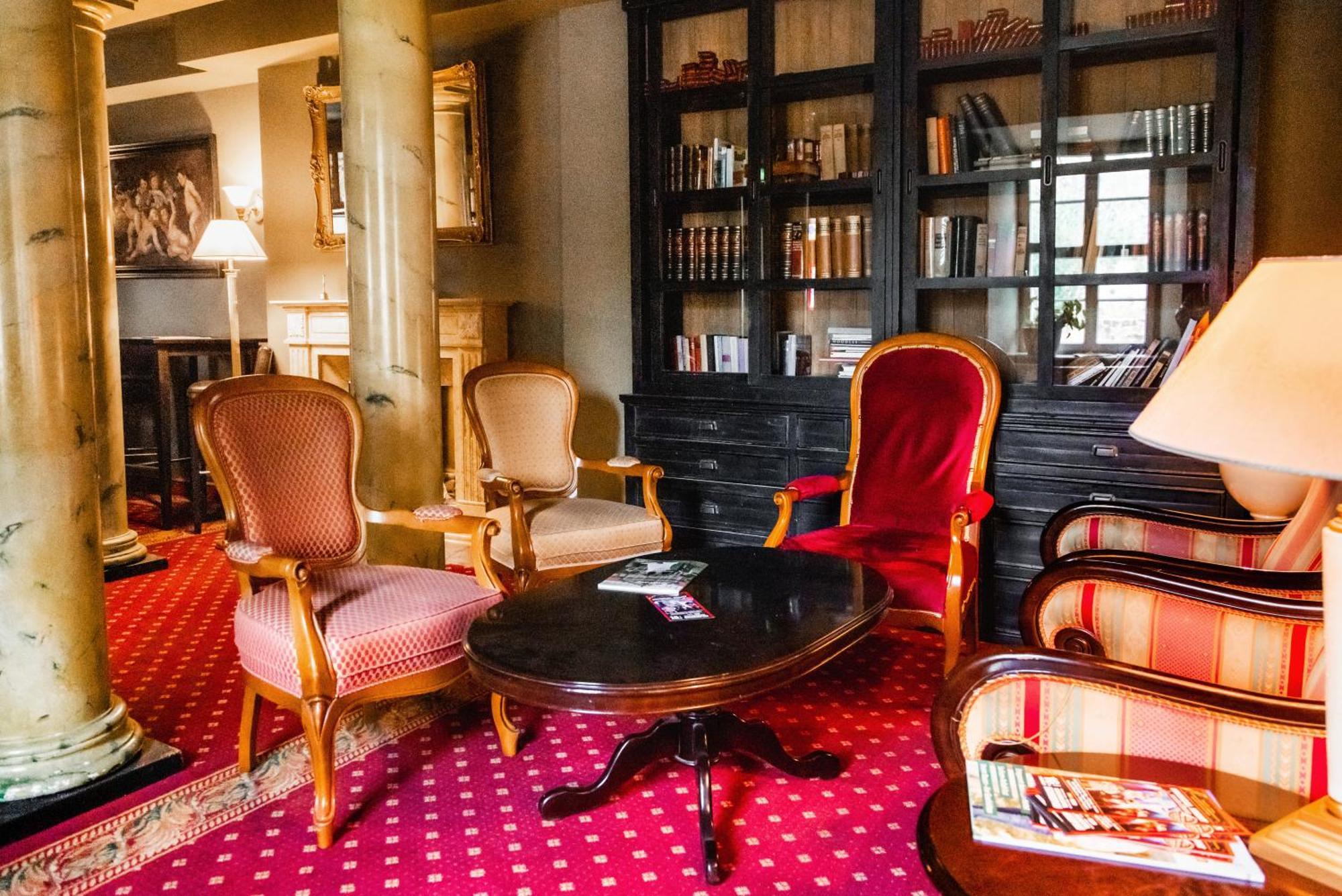 Hotel Schloss Schkopau Екстериор снимка